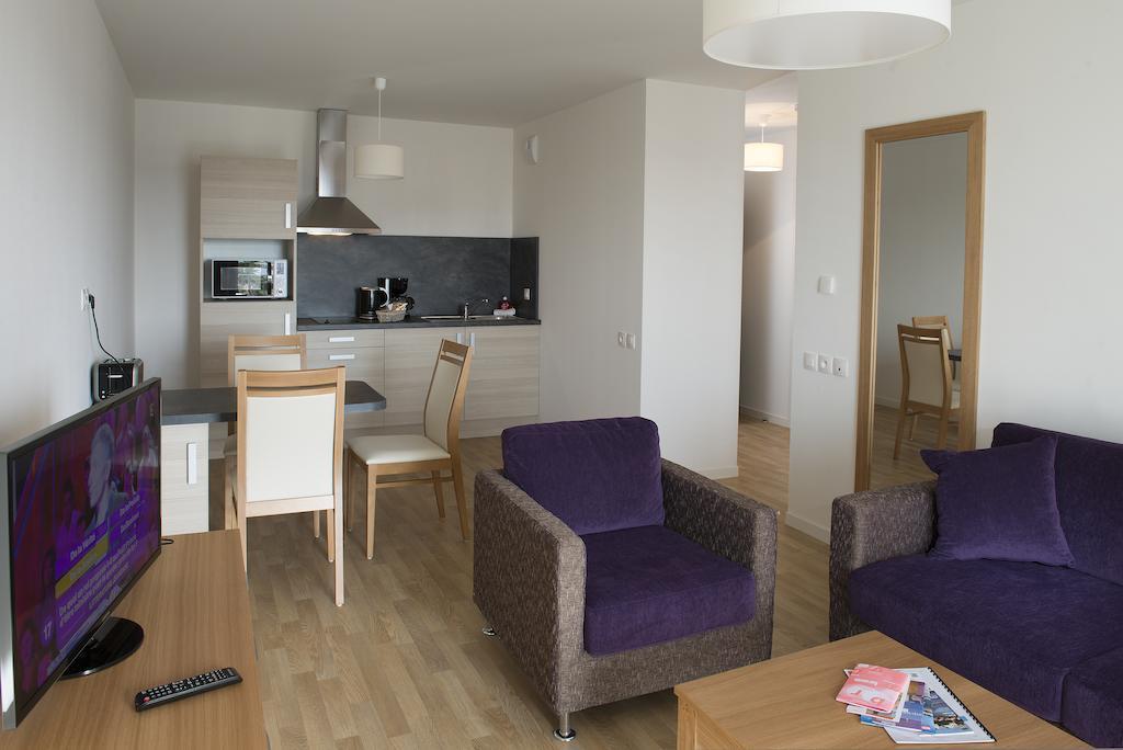 Domitys La Plage De Nacre Courseulles-sur-Mer Exterior foto